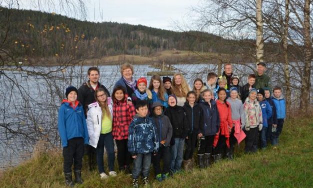 Elever fra Sørumsand besøkte Bingen lenser